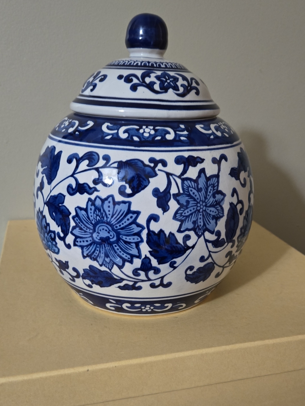 Blue and White Floral Ceramic Ginger Jar - Unbranded 10.5 Inches